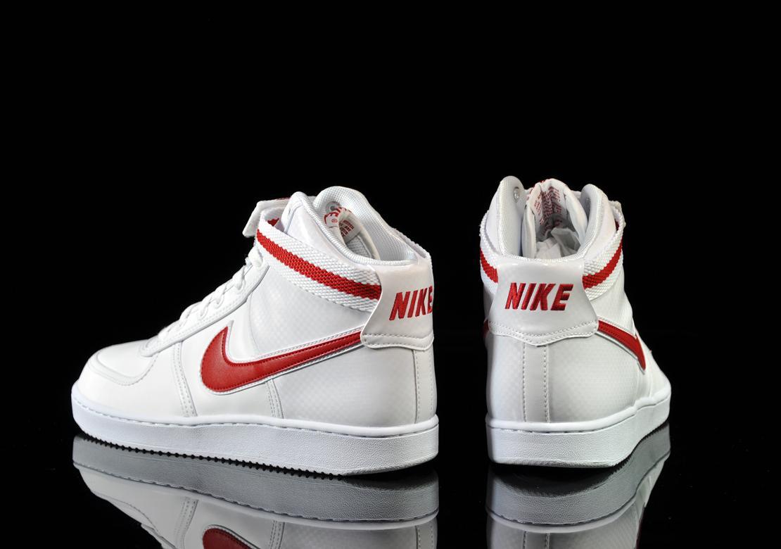 White best sale nike vandal